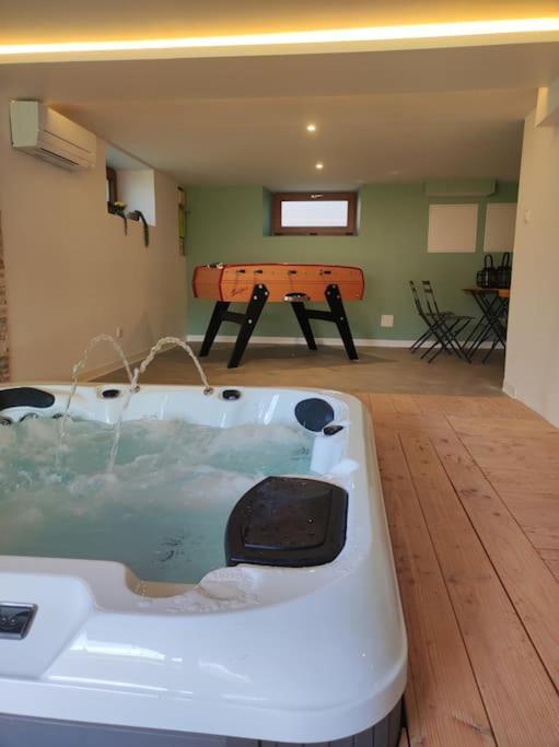 ג'רארדמר Gite Papillon 6 A14 Personnes - Jacuzzi מראה חיצוני תמונה